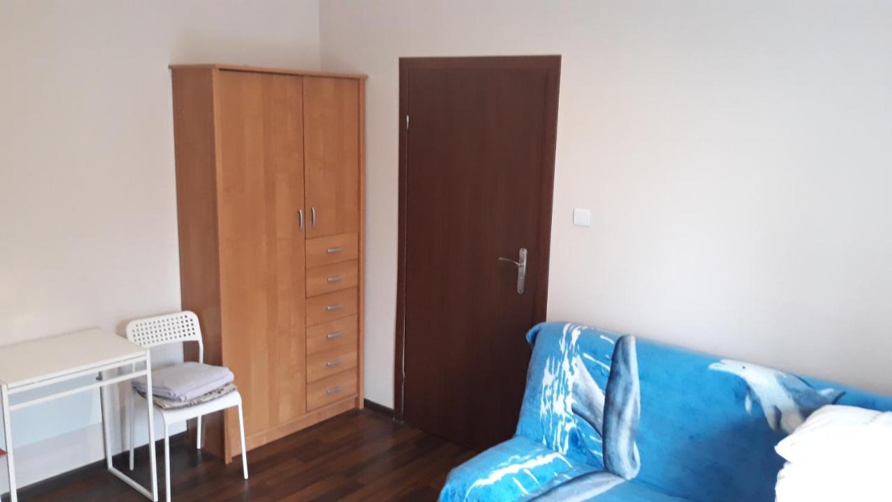 Apartamenty I Pokoje Przy Parku Єленя-Ґура Екстер'єр фото