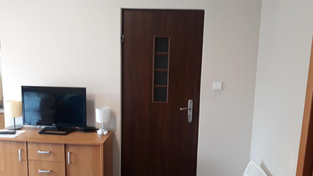 Apartamenty I Pokoje Przy Parku Єленя-Ґура Екстер'єр фото